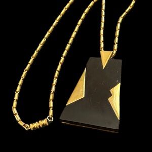 Vintage Crown Trifari Black Gold Pendant Necklace